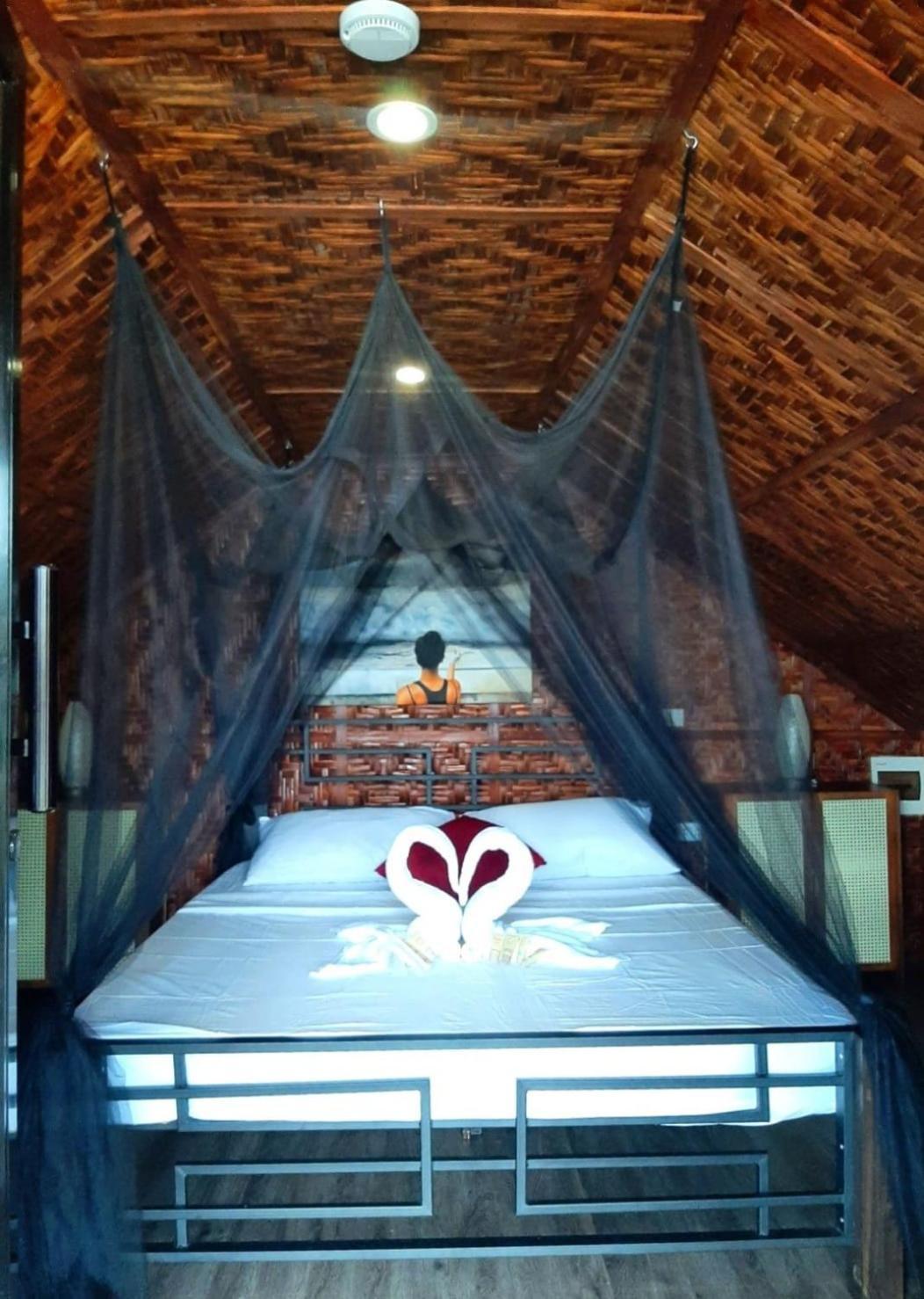 Hotel Jush Native And Glamping Dauis Esterno foto