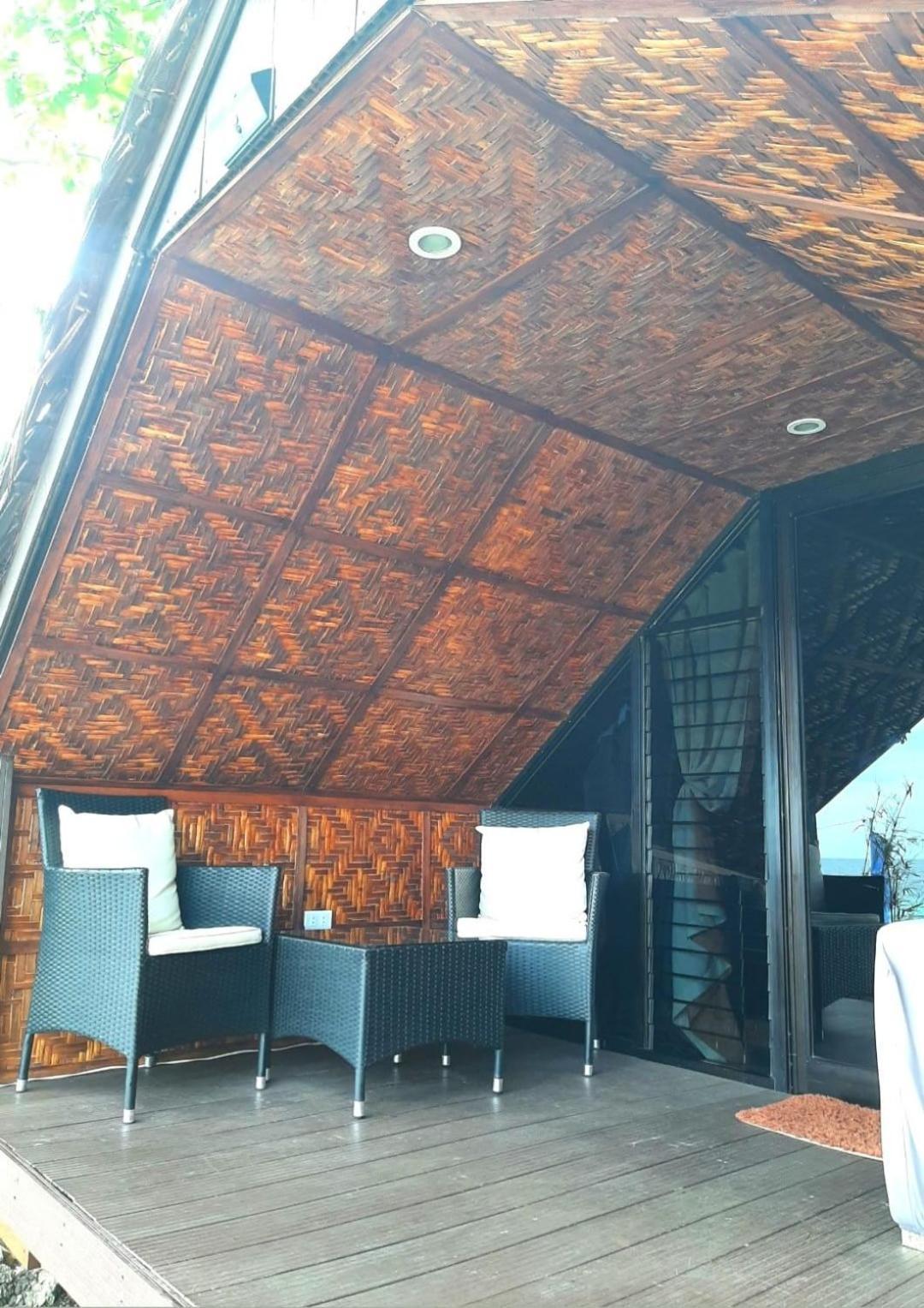 Hotel Jush Native And Glamping Dauis Esterno foto