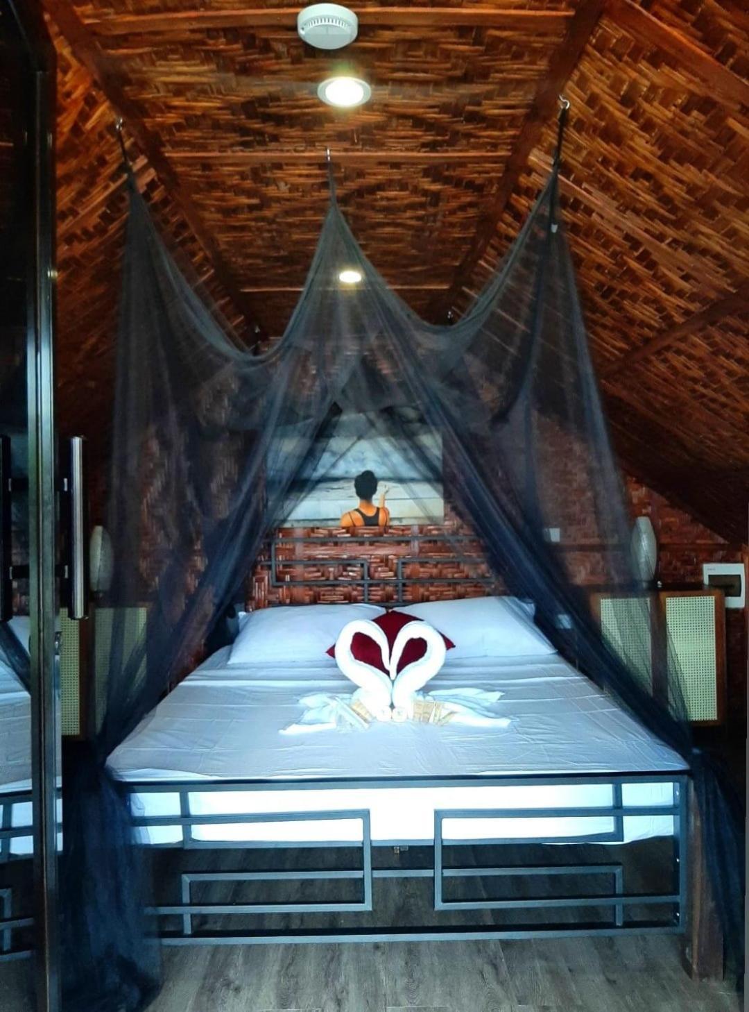 Hotel Jush Native And Glamping Dauis Esterno foto