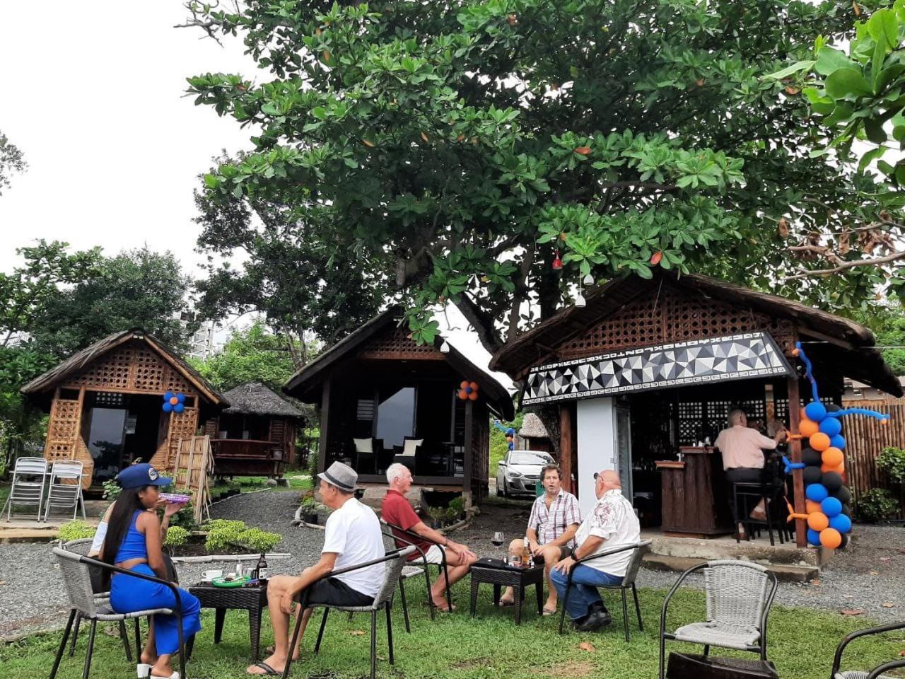 Hotel Jush Native And Glamping Dauis Esterno foto