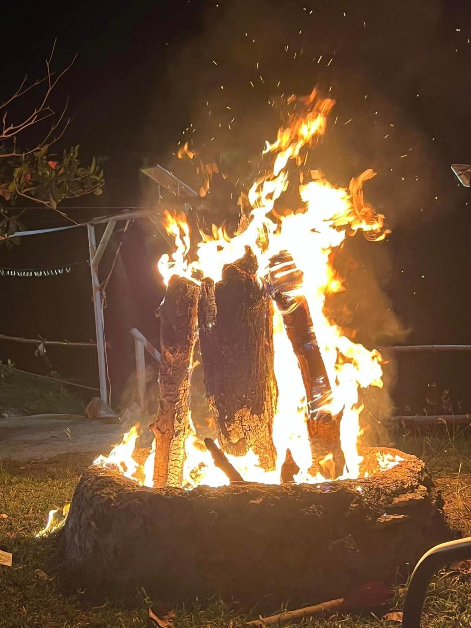 Hotel Jush Native And Glamping Dauis Esterno foto