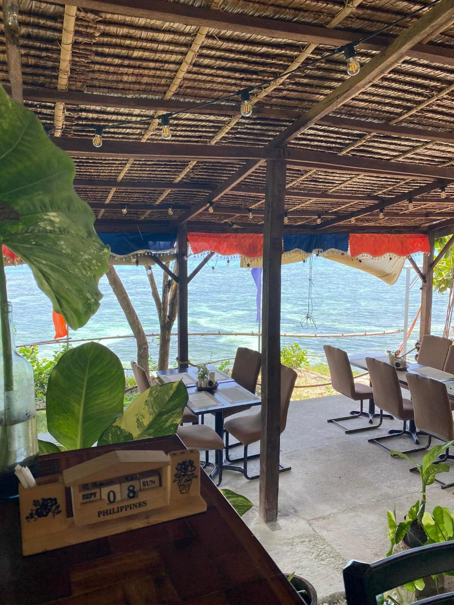 Hotel Jush Native And Glamping Dauis Esterno foto