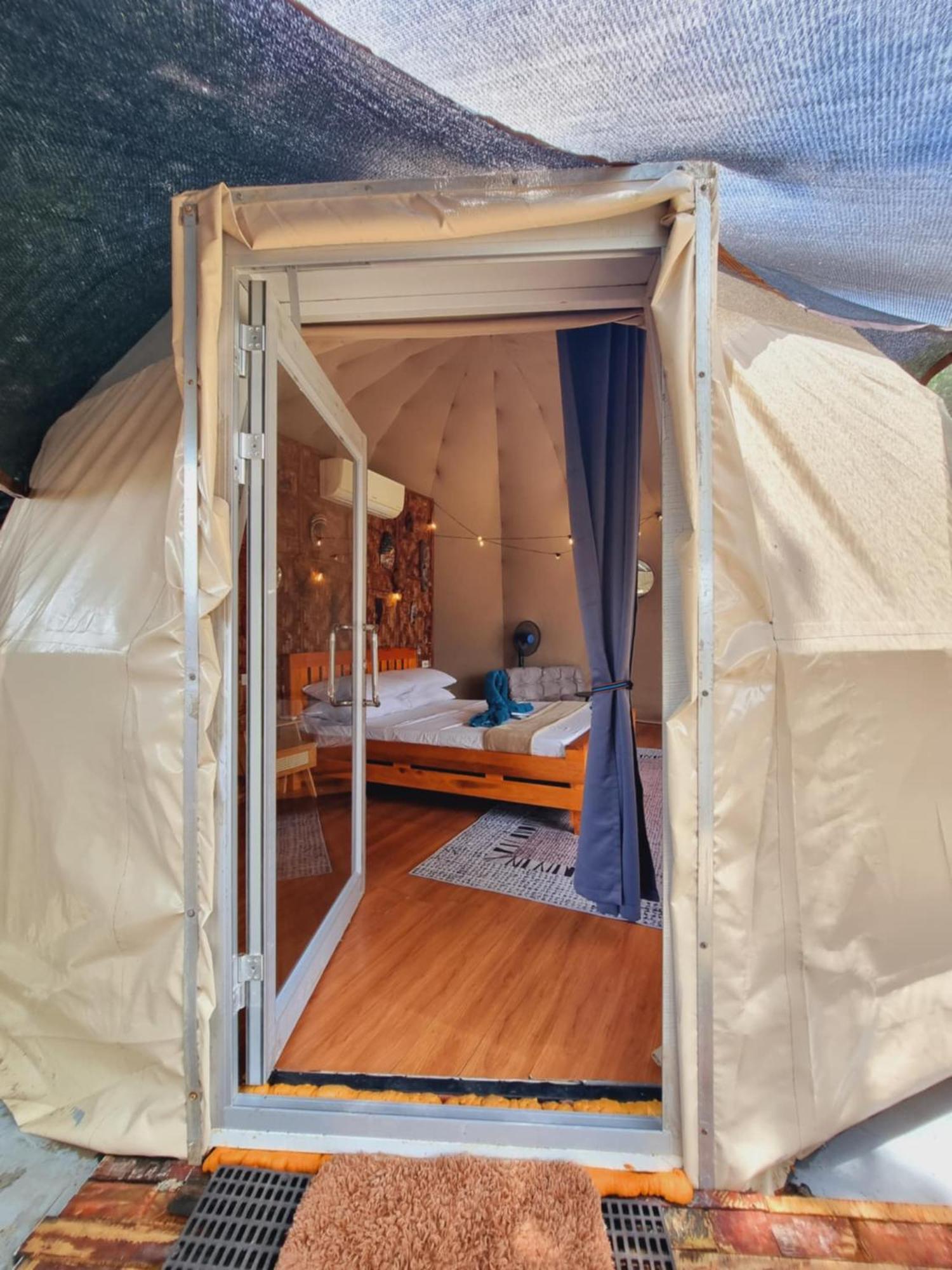 Hotel Jush Native And Glamping Dauis Esterno foto